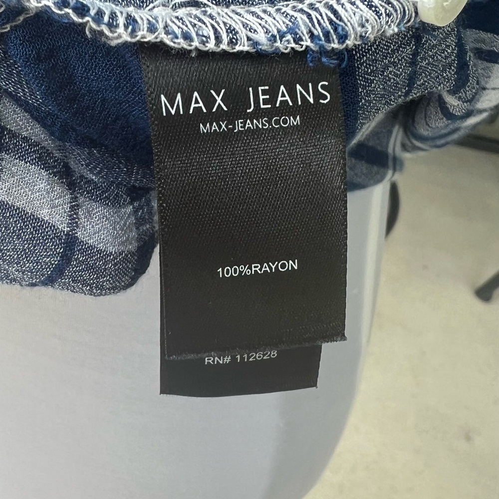 Max Jeans Blue Sleeveless Button Shirt Medisum M - Picture 9 of 9